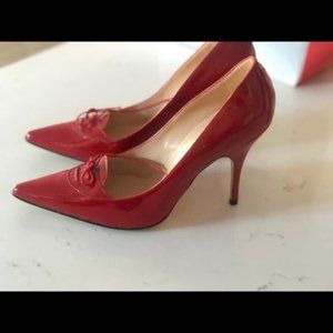 Manolo Blahnik Red Patent Leather Pumps. s38